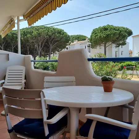 Familiar Con Piscina Y Wifi Appartement